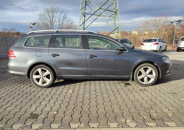 Volkswagen Passat cena 38900 przebieg: 213000, rok produkcji 2011 z Żychlin małe 596